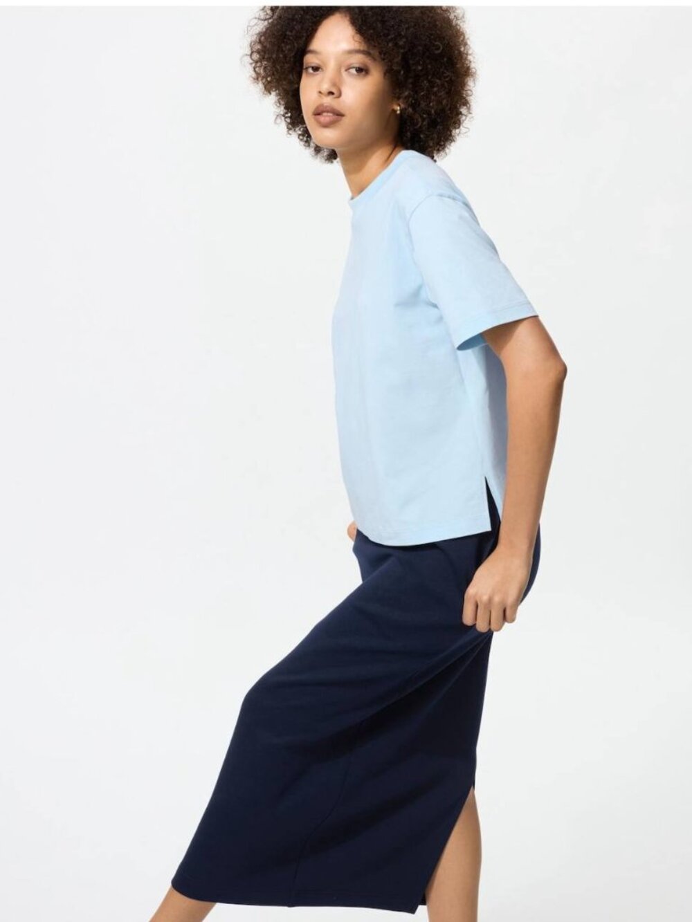 Uniqlo Blue Short Sleeve T-Shirt Women Size: M
